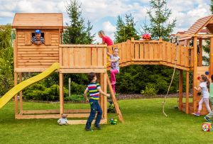 Παιδικές χαρές στη χώρα: πλεονεκτήματα, βασικές αρχές, συστατικά (20 φωτογραφίες)