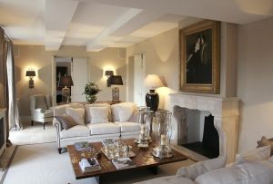 Γαλλικό στυλ στο εσωτερικό (21 φωτογραφίες): κλασικό και μοντέρνο κομψό