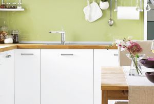 Γωνιακή μονάδα κουζίνας στο εσωτερικό (20 φωτογραφίες)