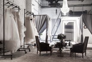 Petale Concept Wedding Salon på den tidligere Spectrum-fabrikken