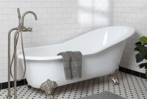 Μπανιέρα από χυτοσίδηρο: χαριτωμένη ανθεκτικότητα (24 φωτογραφίες)