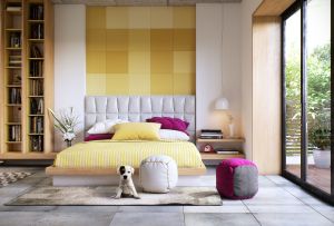 Εσωτερικό του κίτρινου υπνοδωματίου (44 φωτογραφίες): πλούσιοι εσωτερικοί χώροι για χαλάρωση