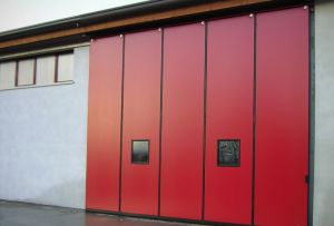 Εγκατάσταση μιας κρεμαστής πύλης: πώς να το κάνετε μόνοι σας (24 φωτογραφίες)