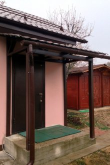 Κάλυμμα με το ίδιο στυλ με την οροφή