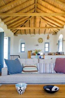 Καλαίσθητο μικρό ελληνικό στυλ σπίτι