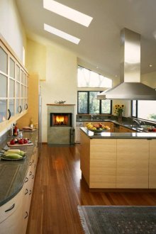 Μοντέρνα κουζίνα σε ιδιωτικό σπίτι