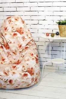 Όμορφη τσάντα καρέκλα με floral print