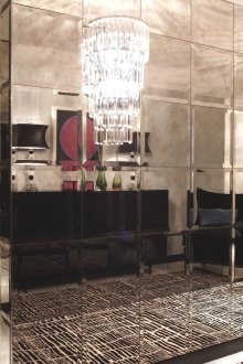 Πλακάκια καθρέφτη στο εσωτερικό