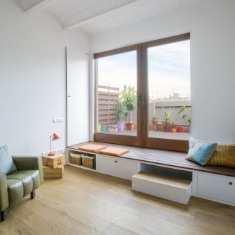 Είσοδος στη βεράντα ως χώρο χαλάρωσης