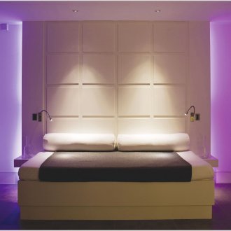 Μαλακό φωτισμό στην κρεβατοκάμαρα