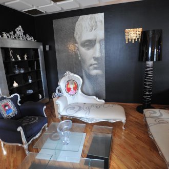 Ασπρόμαυρο σαλόνι κιτς