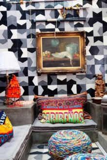 Ασυνήθιστο εσωτερικό στυλ διαμέρισμα kitsch