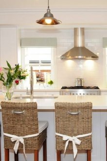 Μπαρ σκαμπό με τα τόξα