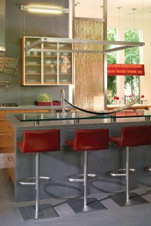 Βουρδούνια σκαμπό μπαρ