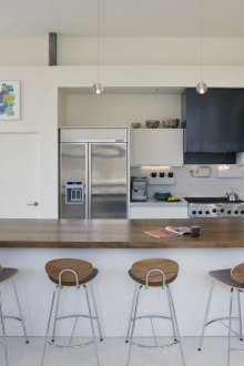 Χαμηλή σκαμπό μπαρ