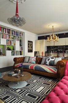 Κομψά σαλόνι-κουζίνα με στυλ pop art