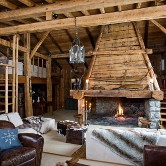 Όμορφο σαλόνι σαλονιού