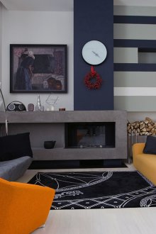 Laminate και βαφή στη διακόσμηση του σαλόνι στο ύφος του κονστρουκτιβισμού