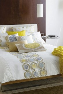 Μαξιλάρια για διακόσμηση κρεβατιών