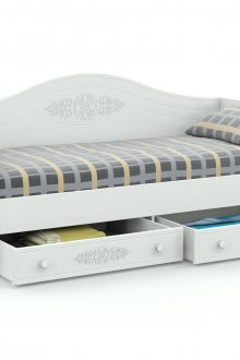 Λευκό κρεβάτι με συρτάρια για βρεφονηπιακό σταθμό