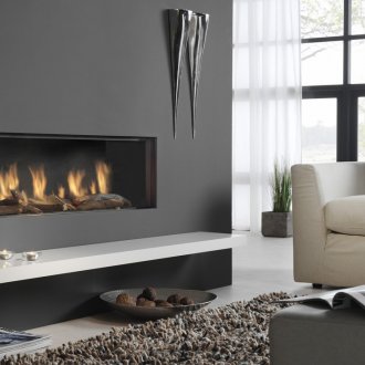 Witte keuken met ontbijtbar