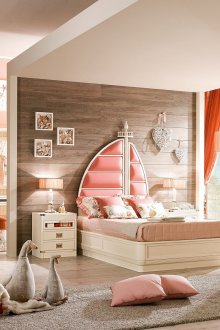 Κήπος με μπεζ-κοράλλι