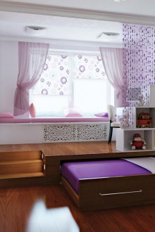 Δωμάτιο έφηβος με βάθρο.