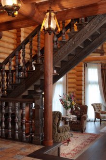 Όμορφος εσωτερικός φωτισμός στο ρωσικό ύφος