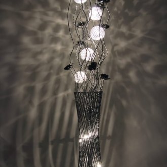 Ασυνήθιστο λαμπτήρα δαπέδου λουλουδιών