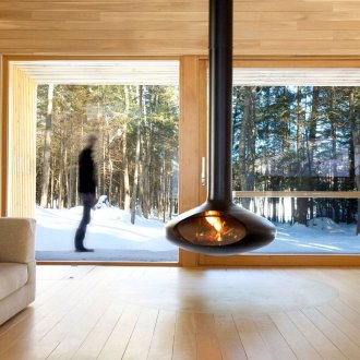 Τζάμια από ξύλινο σπίτι