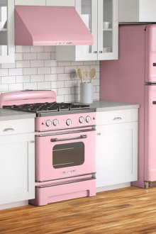 Ροζ και άσπρο σετ κουζίνας