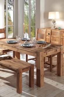 Ξύλινα έπιπλα κουζίνας σε στυλ χώρας