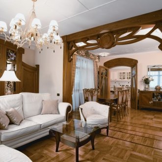 Μια ποικιλία από έπιπλα σπιτιού στυλ χώρα