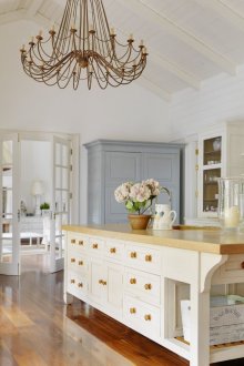 Μπεζ νησί στην κουζίνα