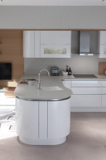 Μπεζ δάπεδο στην κουζίνα