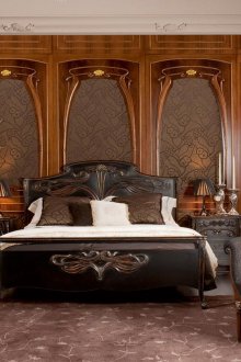 Art Nouveau ξύλινα έπιπλα στο υπνοδωμάτιο