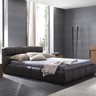 Αρτ νουβό κόκκινο κατσίκι