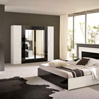 Ασπρόμαυρη κρεβατοκάμαρα σε κλασικό στιλ