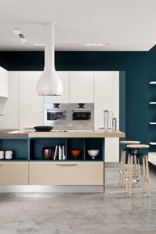 Χειροποίητο ακουστικό γωνίας υψηλής τεχνολογίας στη Χερσόνησο