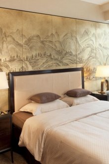 Τοίχος τοιχογραφία με αντίκες χαρακτική στην κρεβατοκάμαρα