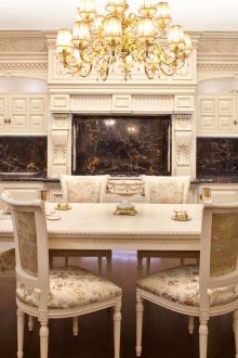 Κλασική κουζίνα με στυλ