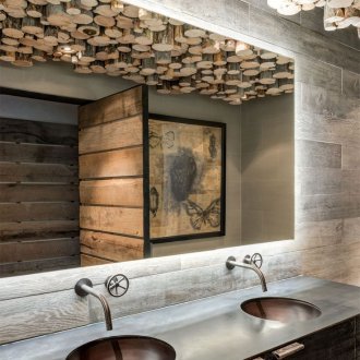 Μεταλλικό πάγκο στο μπάνιο