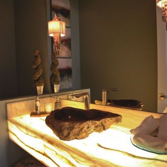 Ασυνήθιστο πάγκο στο μπάνιο