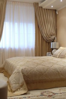 Μπεζ και Χρυσή κρεβατοκάμαρα