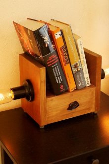 Στήριξη βιβλίου Steampunk