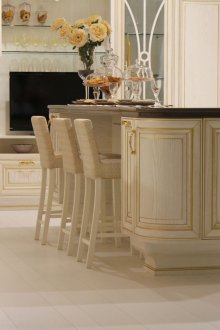 Μπεζ και χρυσή έπιπλα κουζίνας Classic Ash