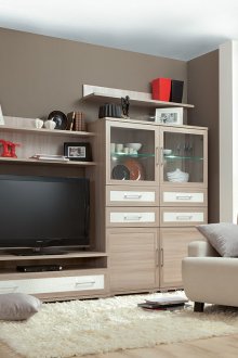 Μπεζ και λευκό ασβέστη τοίχο