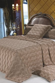 Ανοιχτό καφέ καρό στο υπνοδωμάτιο