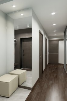 Προβολείς υψηλής τεχνολογίας στο διάδρομο