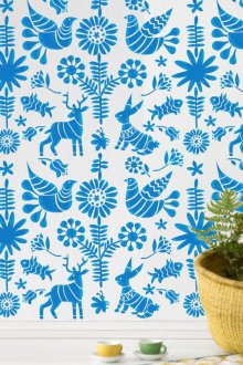 Ταπετσαρία με μια εκτύπωση στην κουζίνα